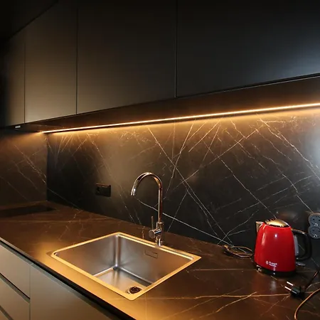 Historic Hideaway Apartment *