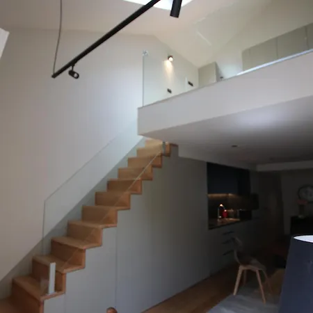 Historic Hideaway Appartement *