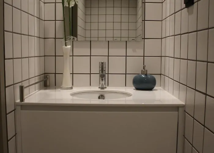 Historic Hideaway 阿威罗